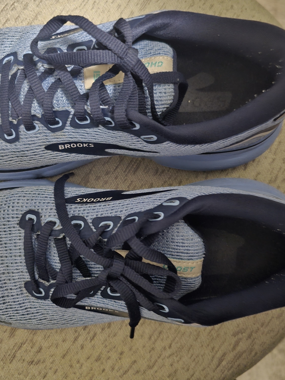Brooks Women's Blue Running Shoes
